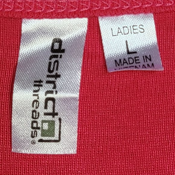 District Threads 100% Cotton Pink T-Shirt. Size L - Picture 3 of 7